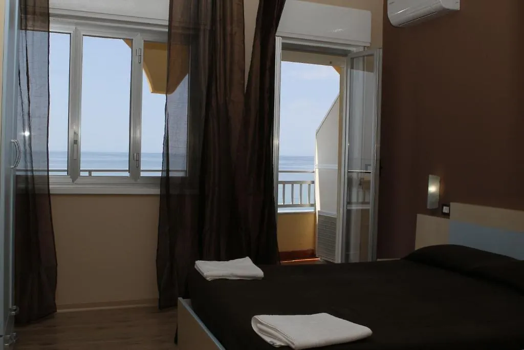 Paguro Beach Hotel 2*, Siculiana Marina
